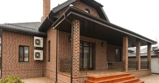Строительство домов из кирпича с мансардой в чернушке | от 3709 рублей